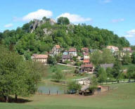 Ruine Ferrette mit Dorf